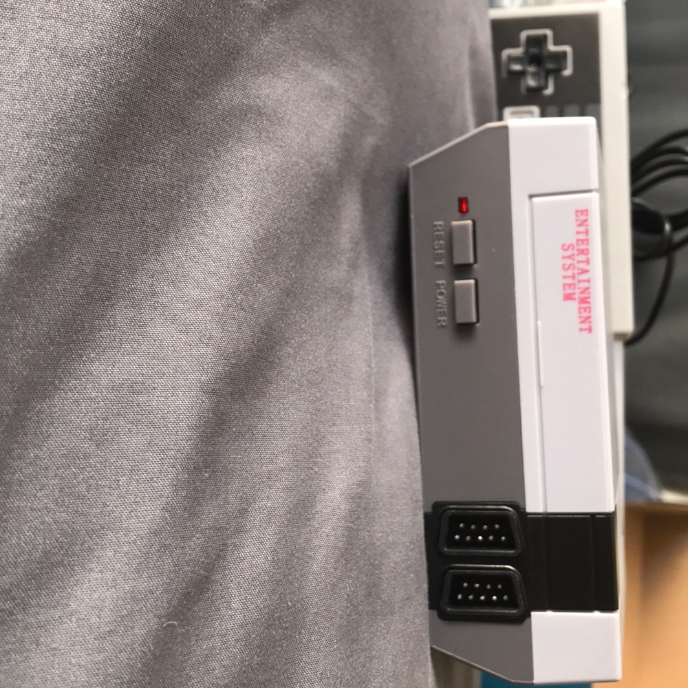 Mini Game Console - Picture 4 of 5